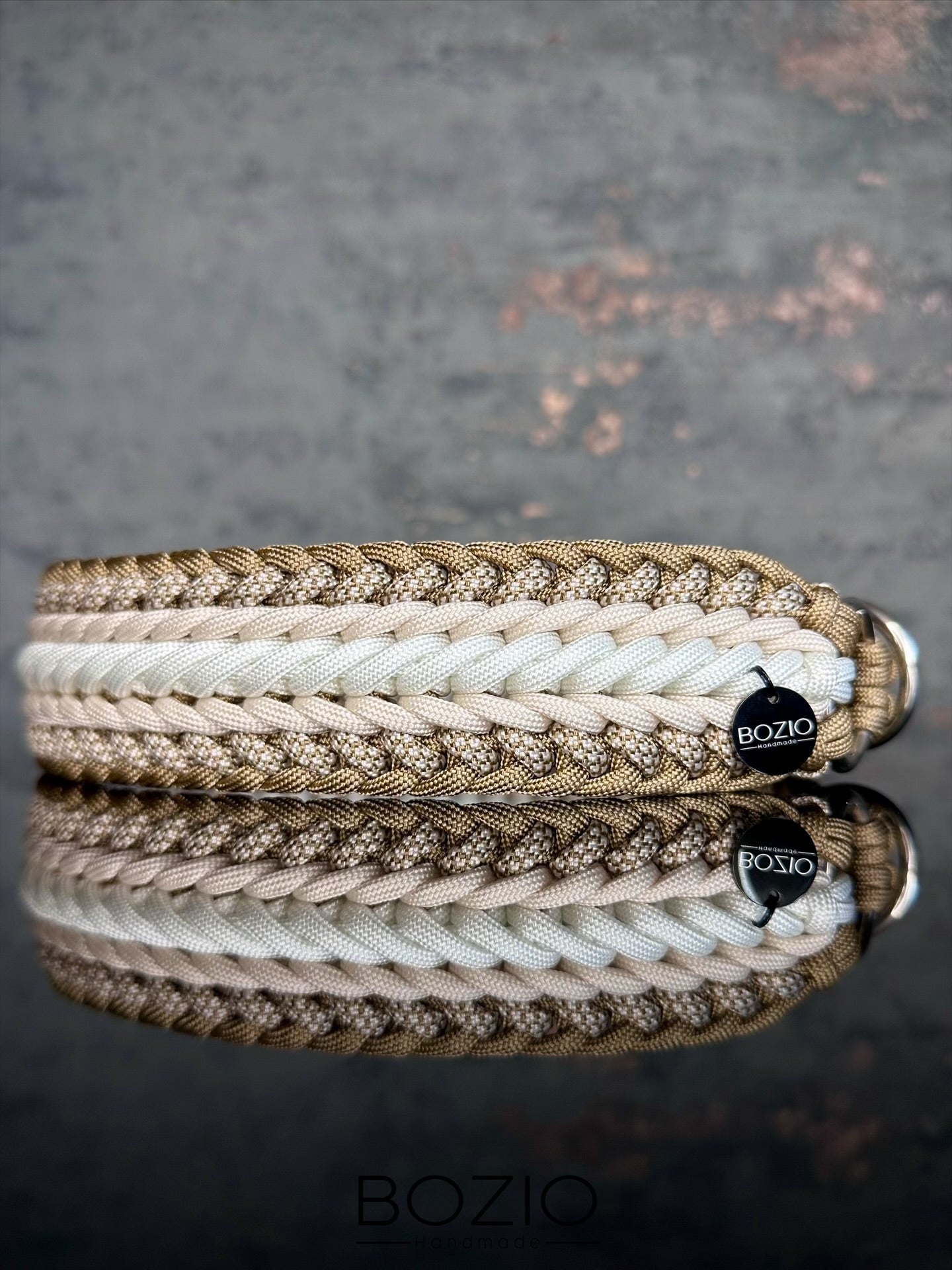 8. WATERKANT Halsband