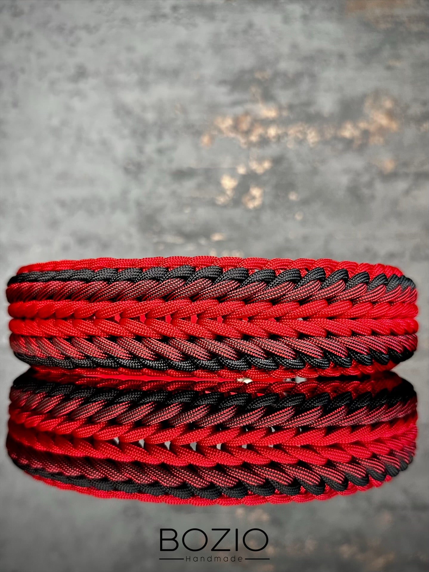 Paracord Halsband hund rot schwarz