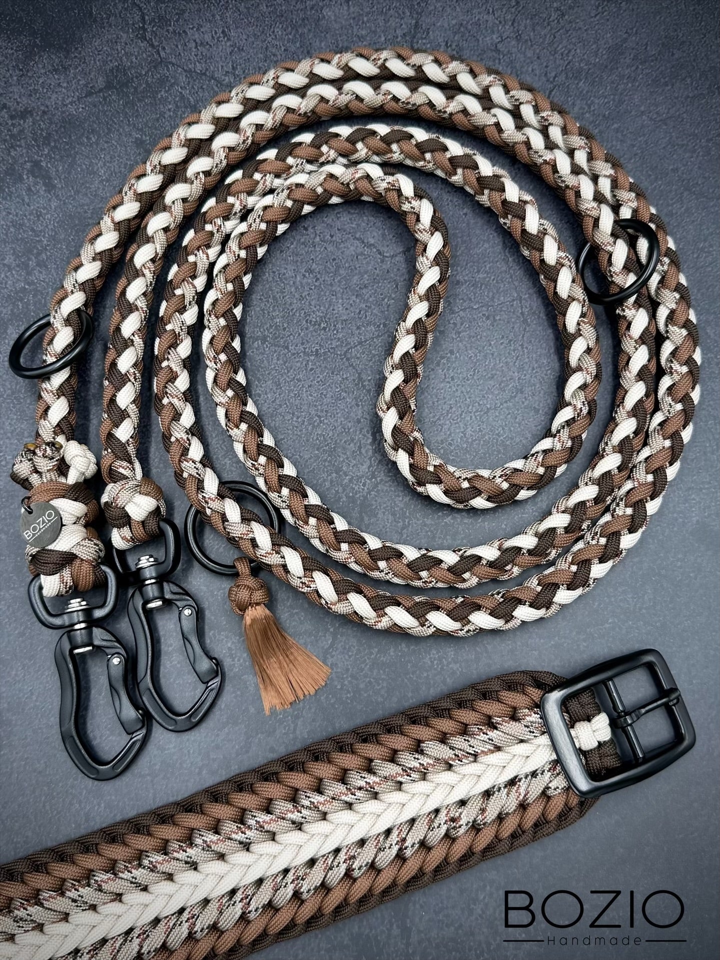 13. UNICORN TAIL & GAUCHO Halsband & Leine im Set